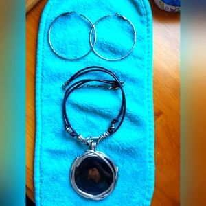 Necklace & Silver Hoop set